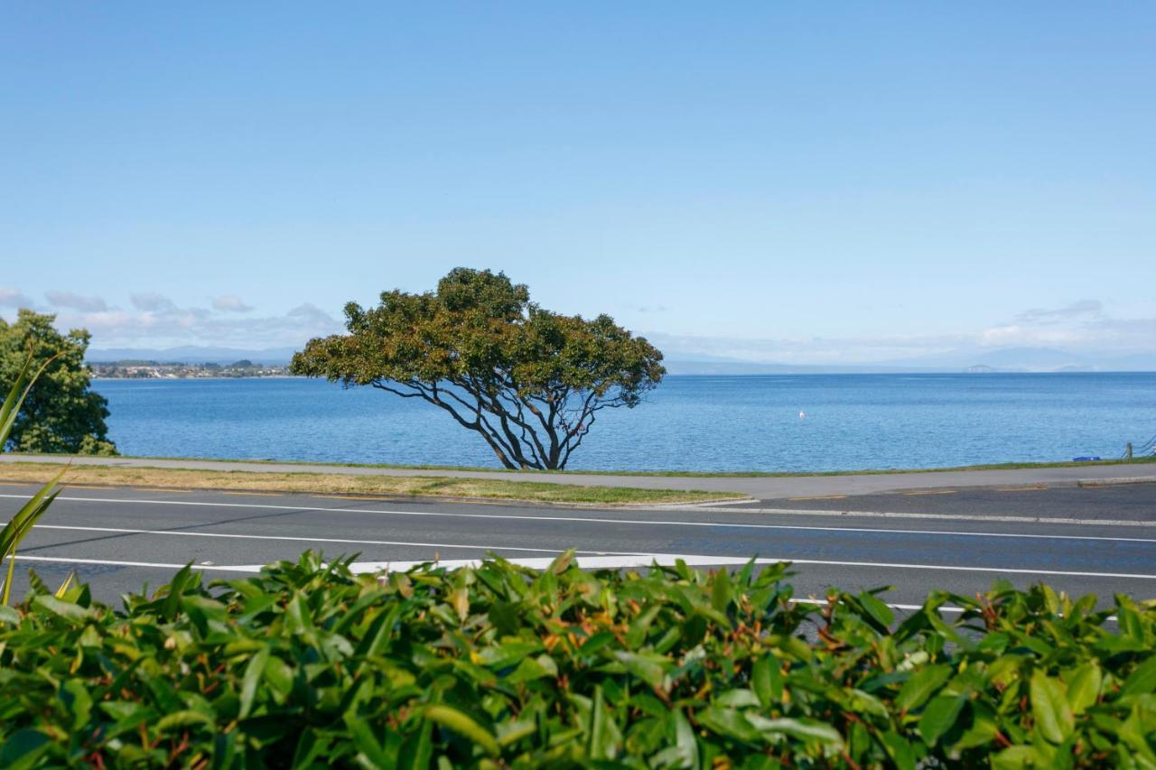 Acacia Lake View Motel Taupo Luaran gambar